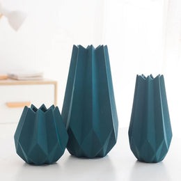 Ceramic Geometric Vase Set