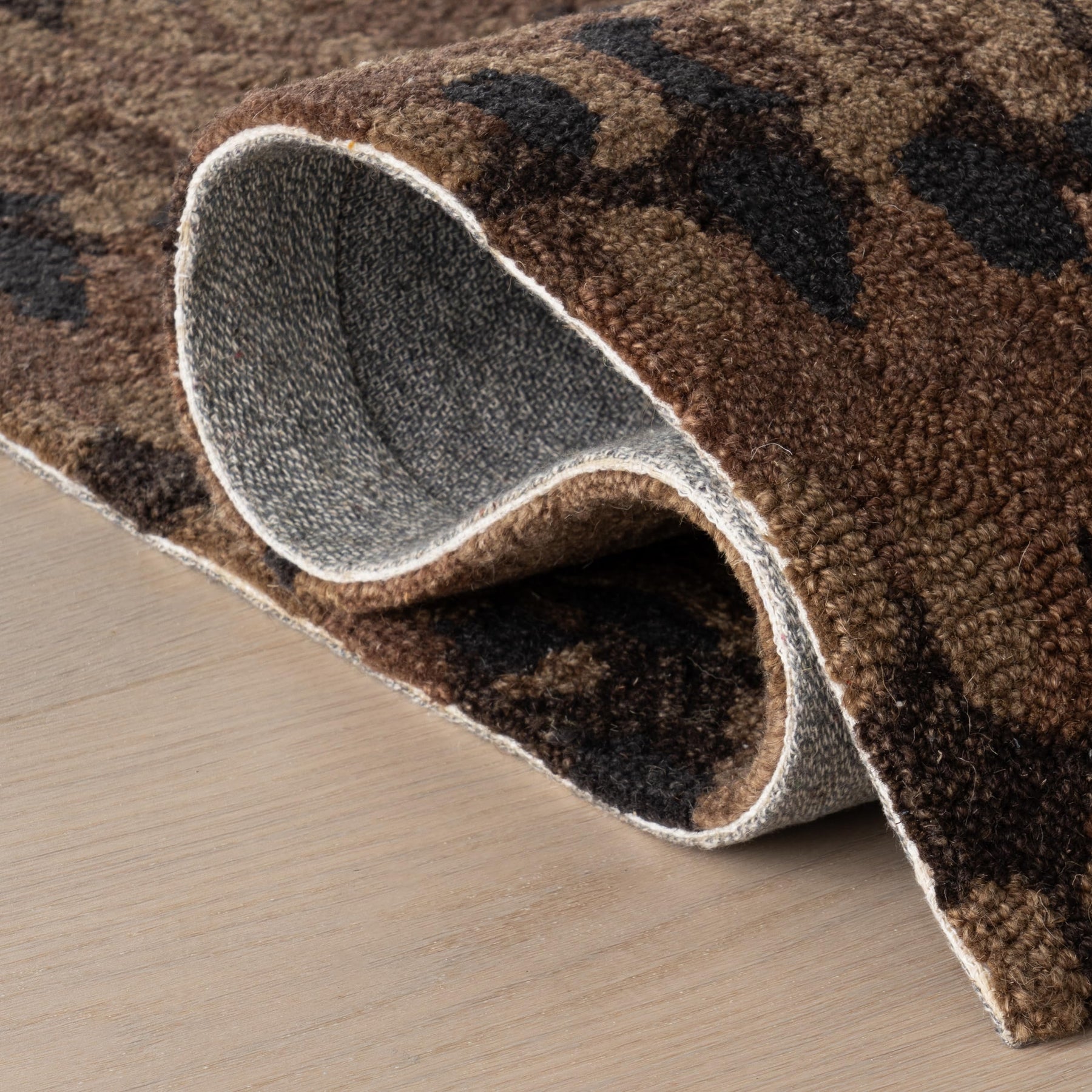 Abstract Hooked Wool Area Rug